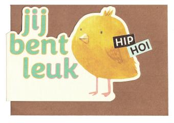 Dubbele wenskaart met gouden envelop, afgewerkt met embossing.