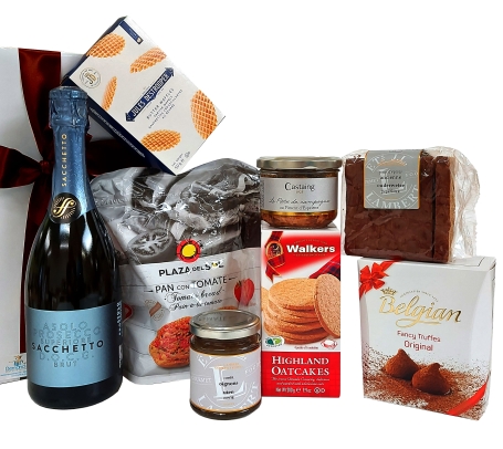Prosecco en tapas geschenk met hartigs en zoet