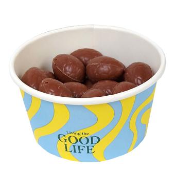 gepersonaliseerd eierdoosje met paaseitjes