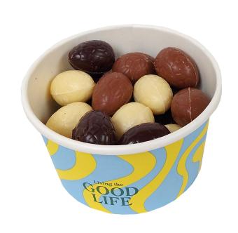 gepersonaliseerd eierdoosje met paaseitjes