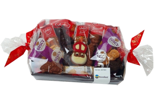 Panier Saint-Nicolas avec chocolat Callebaut, spéculoos Biscoff, massepain et Iced Gems – 2025